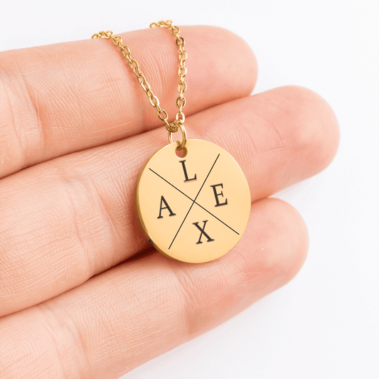 Collier personnalisé avec initiales en plaqué or